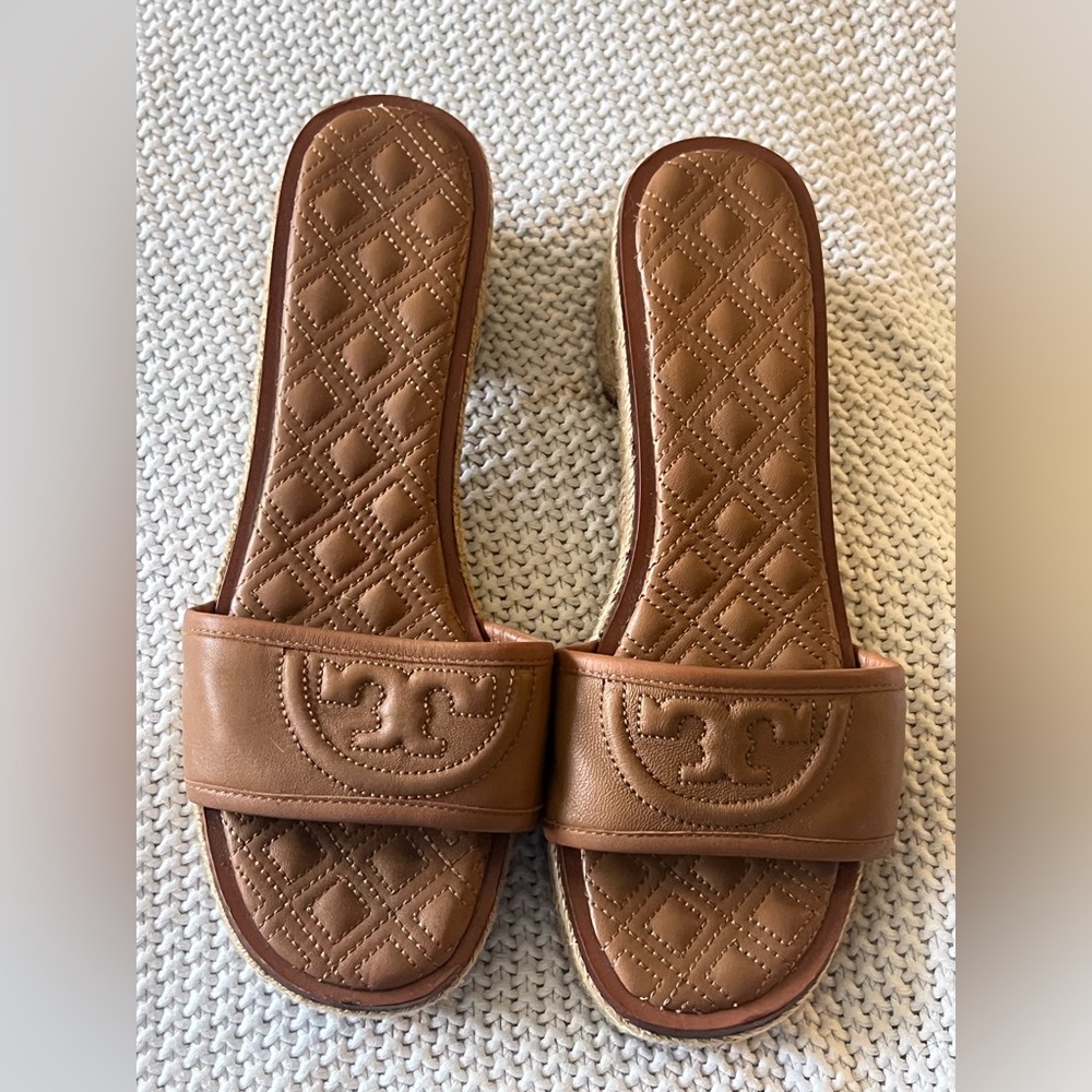 Tory Burch Leather Mini Heel 👠